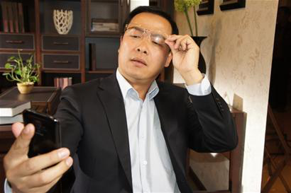 戴傳統老花鏡看遠一片模糊，老花鏡怎么配？