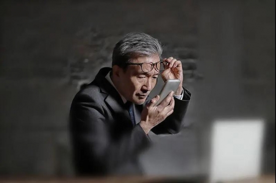 美麗島多焦鏡:十六年的堅守，只為老花眼打磨一副多焦鏡